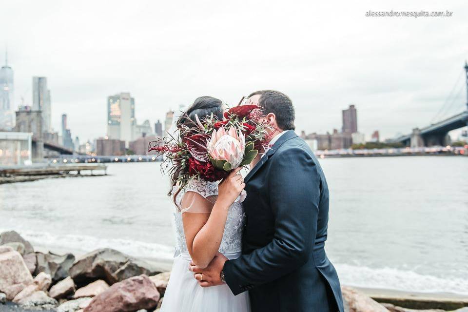 Dumbo Elopement Floers