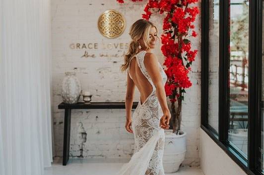 PHOENIX BRIDAL BOUTIQUE