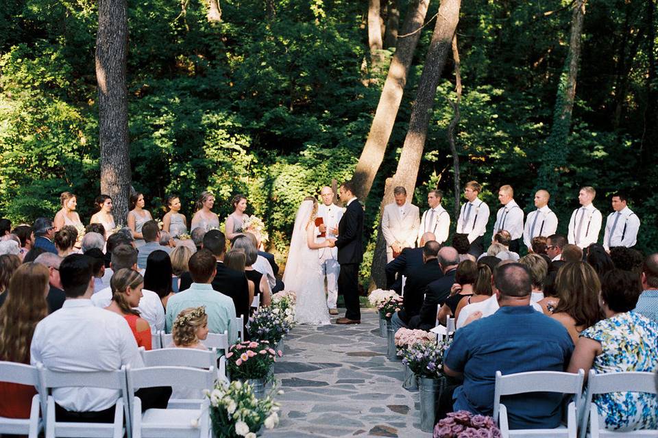 Courtyard Wedding - Kelbert McFarland Photography