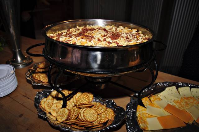 Hot Bacon Swiss Dip