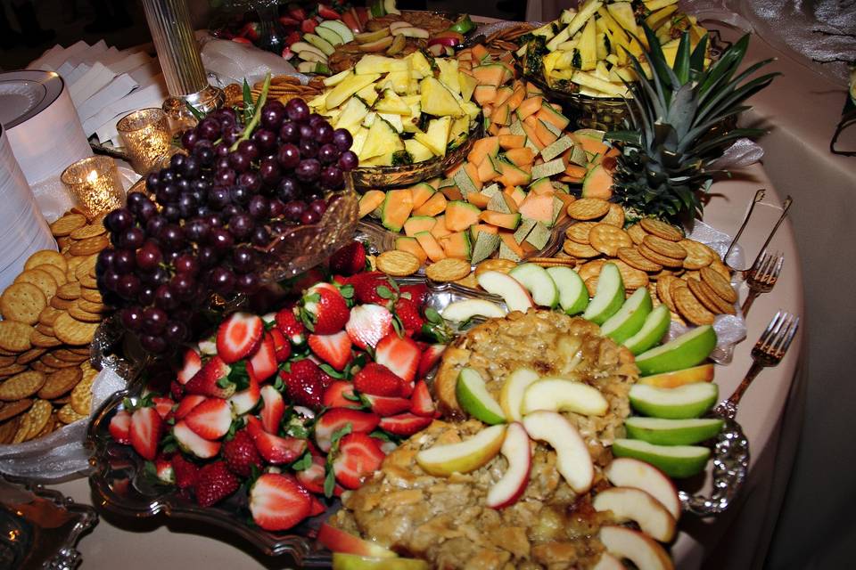 Fruit Presentation with Baked Brie