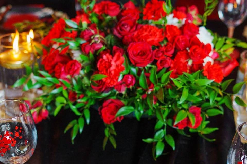Romantic Lush Red Design
