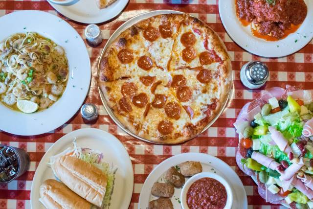 Filippi's Pizza Grotto