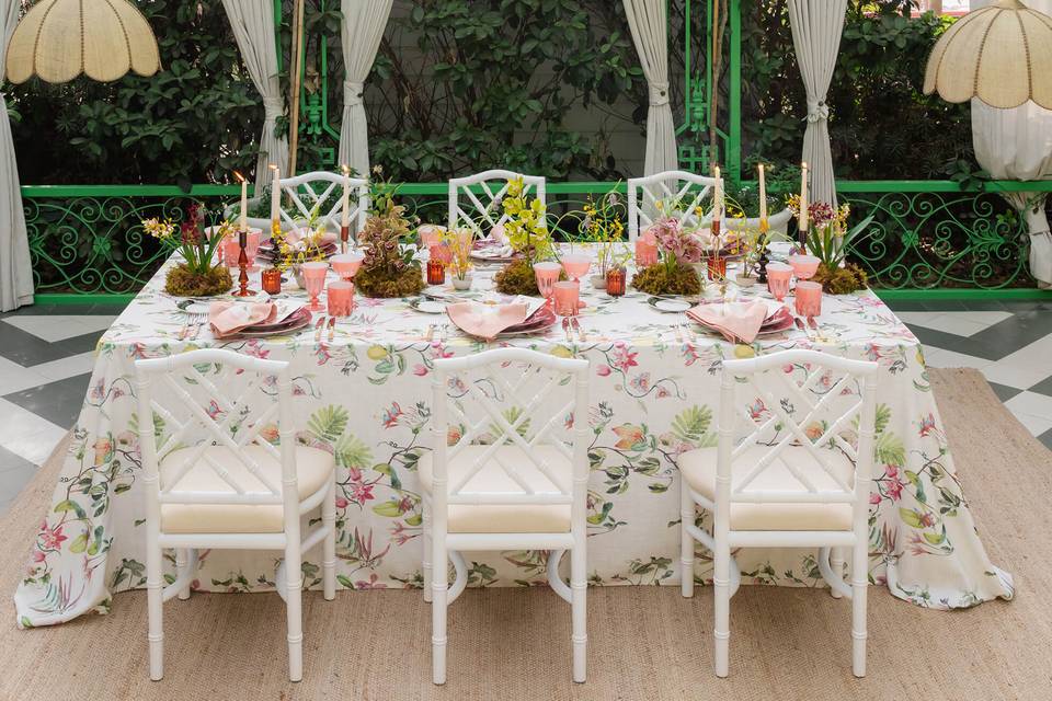 Palma floral linen & chairs