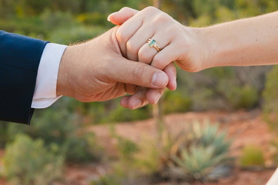 Bell Rock Sedona Elopement