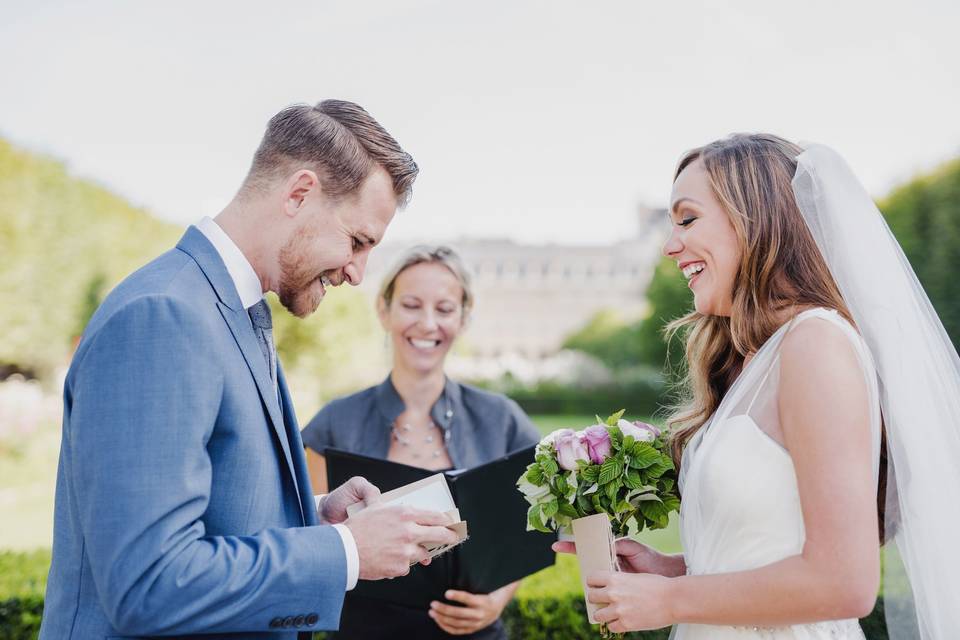 Celebrant in Paris