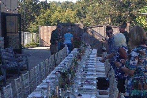 Long table setting