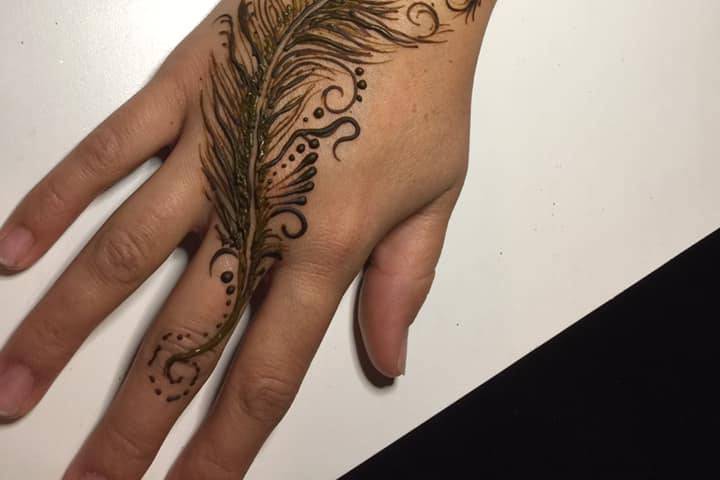 simple henna feather designs