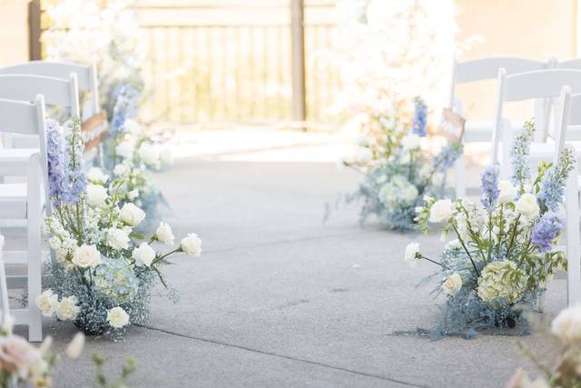 Aisle markers
