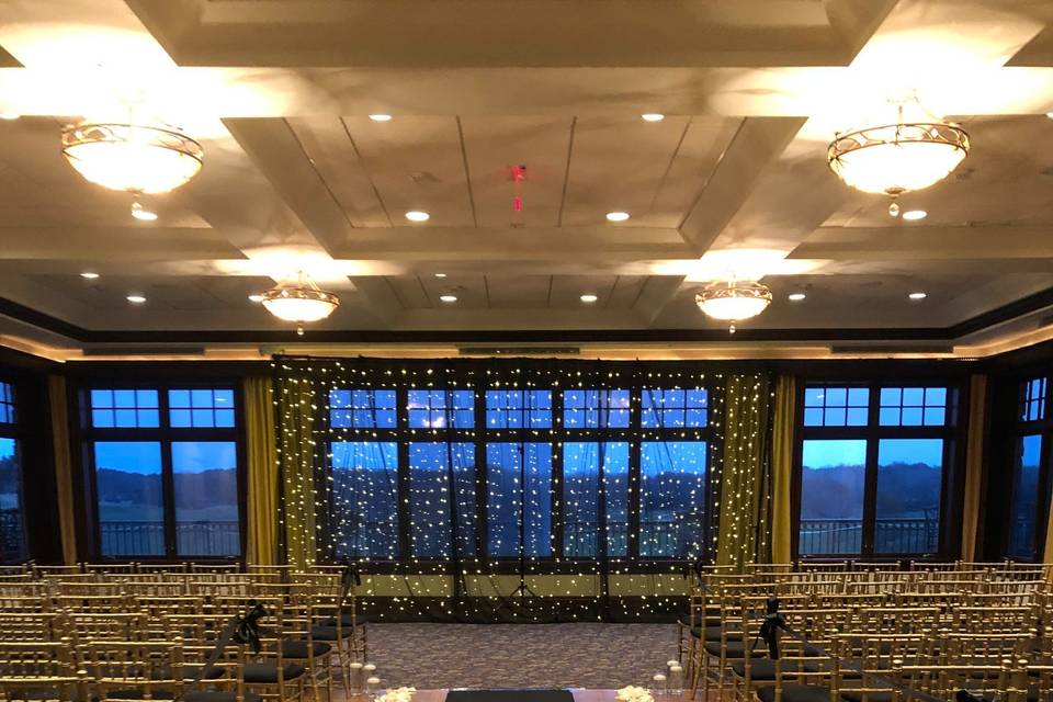 Aisle and backdrop decor