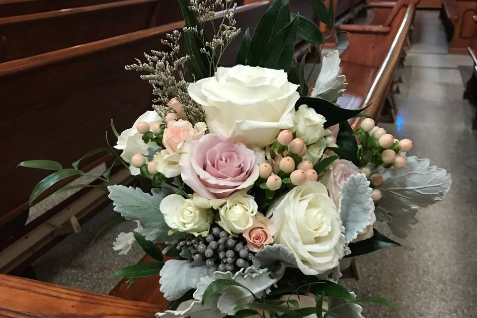 White & green bouquet