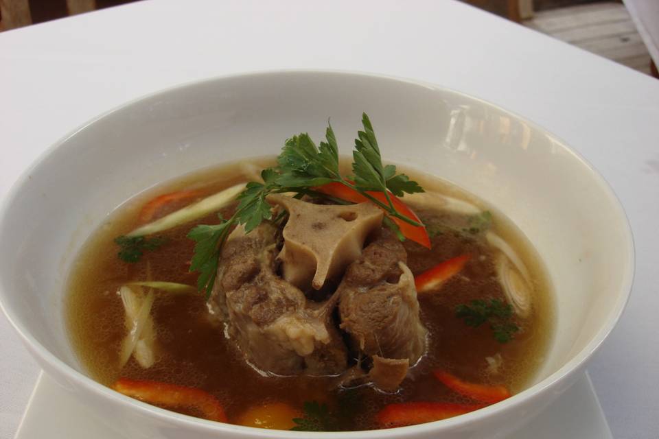 Spicy Oxtail Soup