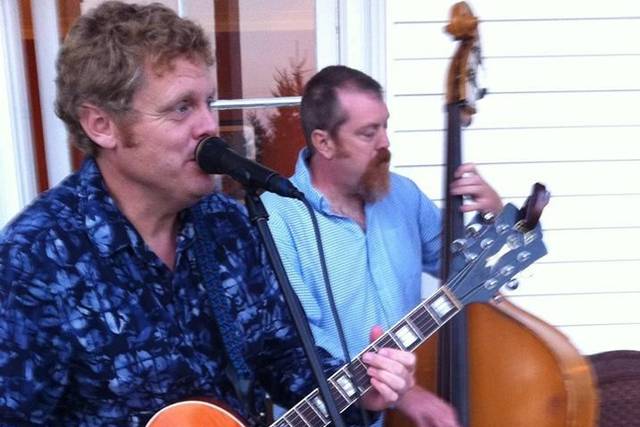 Chris Poulin Classical Guitar