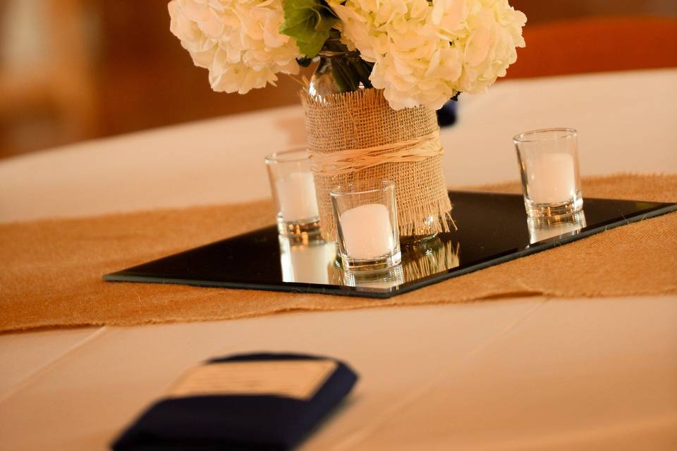 Small table centerpiece