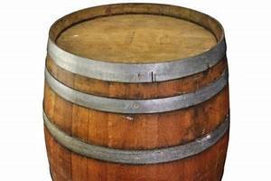 Wine barrels 25. 00