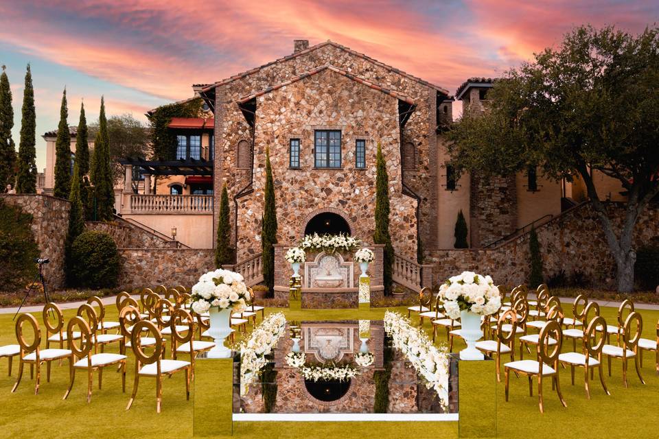 Empty ceremony bella collina