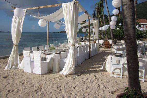 Outdoor wedding set-up