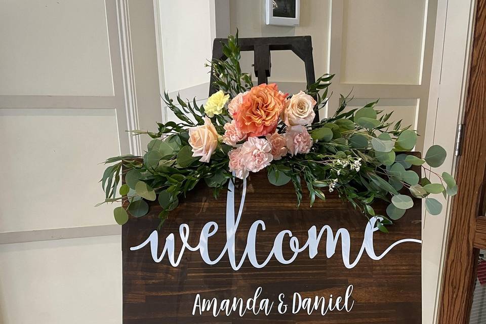 Welcome Sign Decoration
