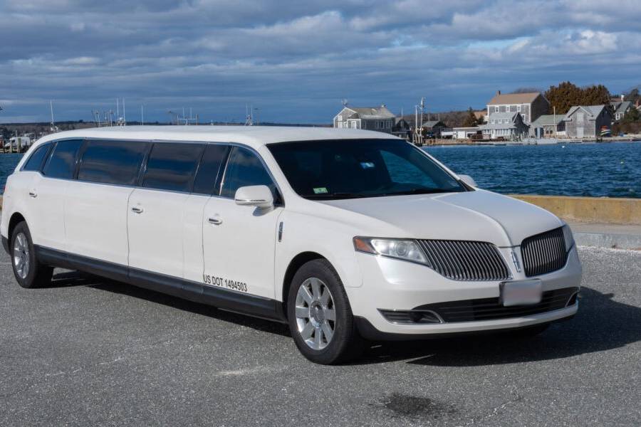 10p Lincoln MKT
