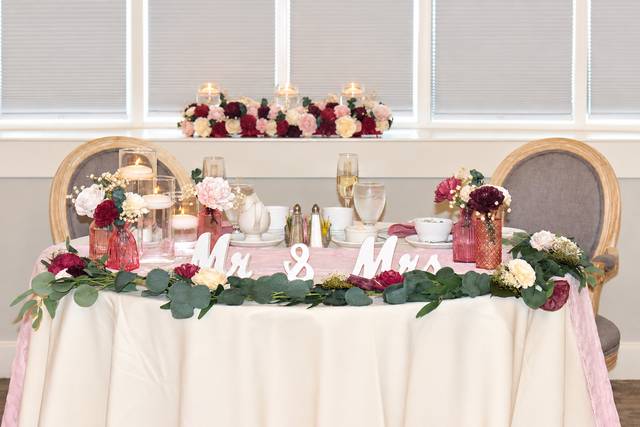 Sweatheart table