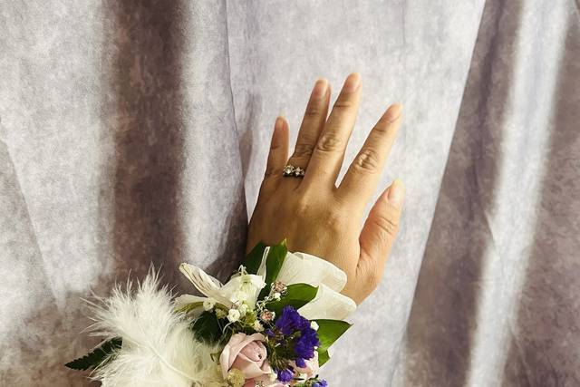 Purple blush Corsage