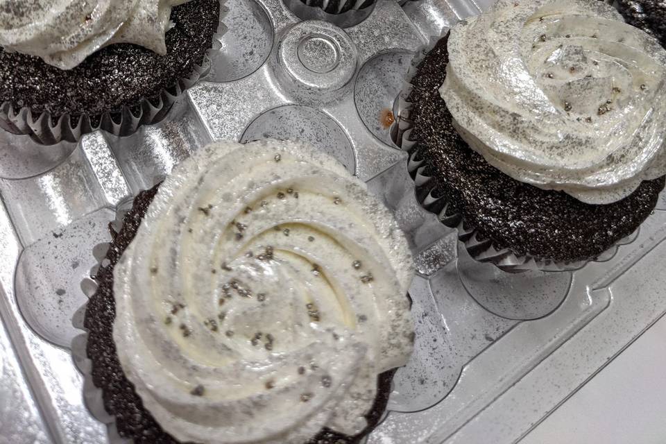 Chocolate cupcakes with silver