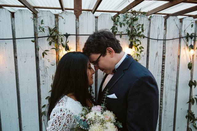Newlyweds – Andrew Brown Photo