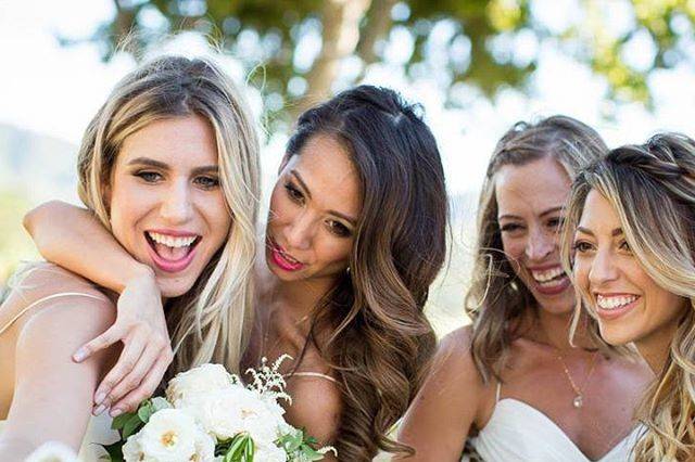 Bride and her bridesmaids