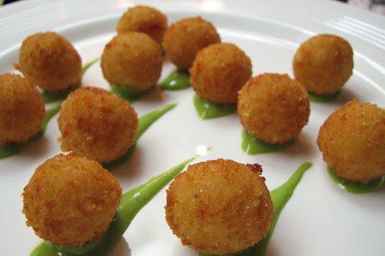 Caprese Arancini, Basil Aioli