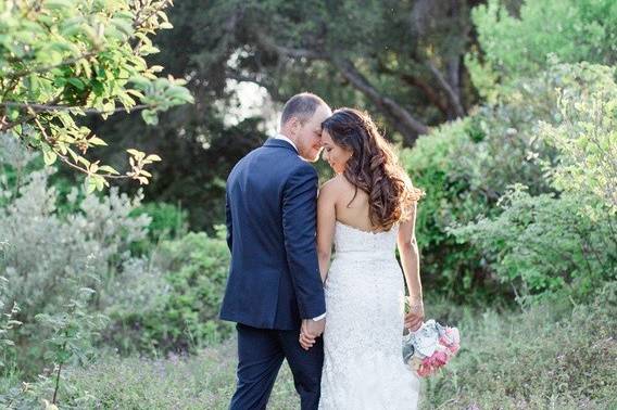 A stroll in the garden | Rebecca Theresa Photography