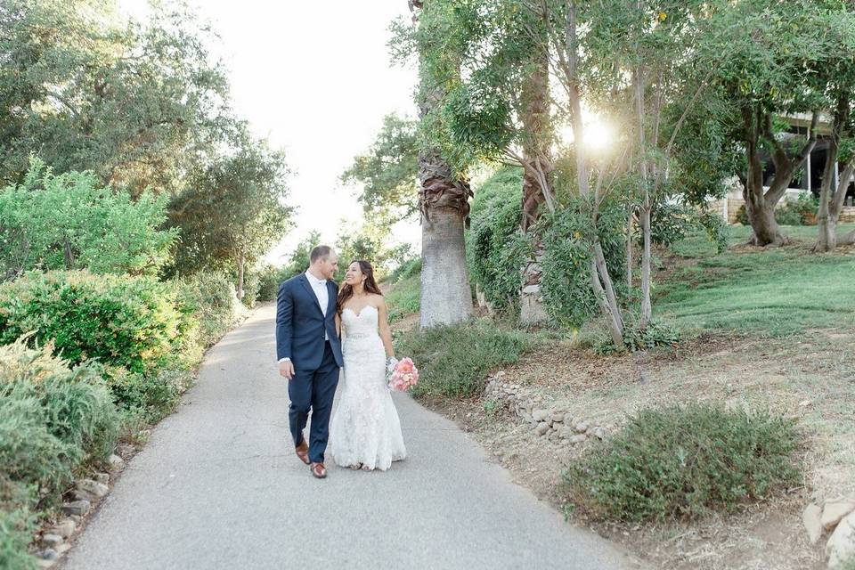 Hand in hand | Rebecca Theresa Photography