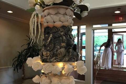 escort table seashell centerpiece