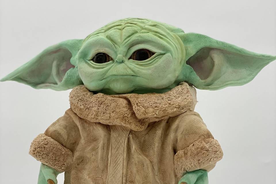 Baby Yoda cake