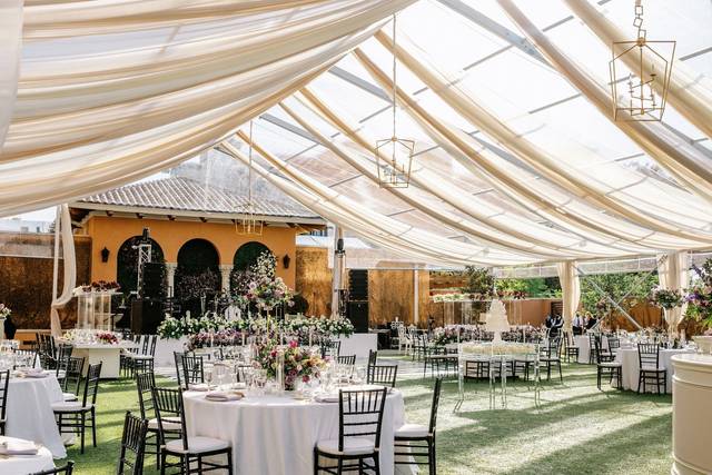 Lawn Open Air Tent