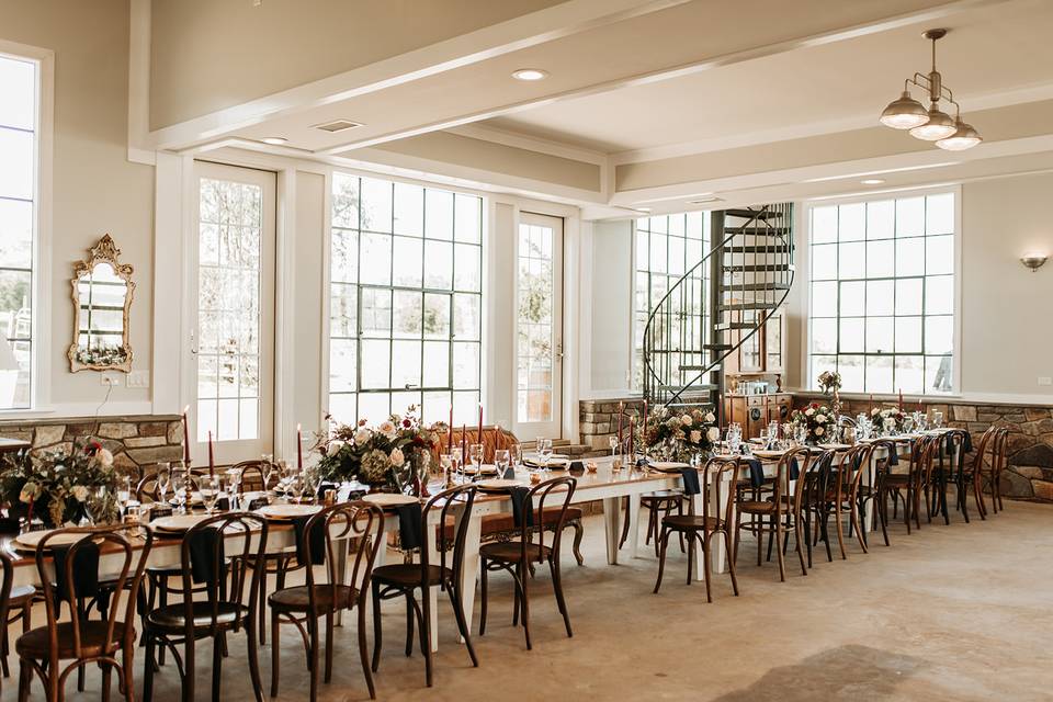 Reception table setup | Paula B Photography