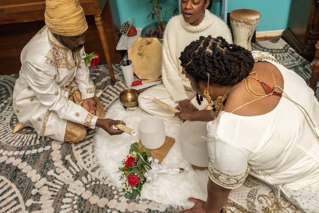 Wedding ceremony moments