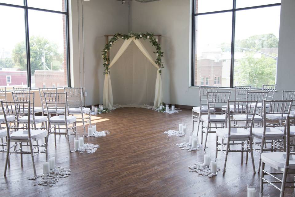 Mezzanine ceremony