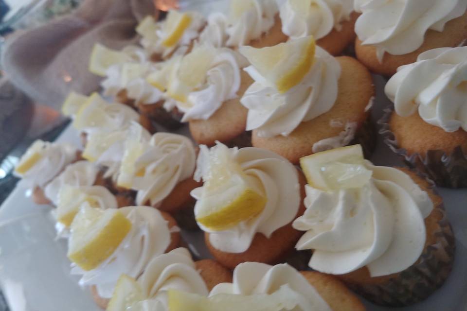 GF Lemon Cupcakes