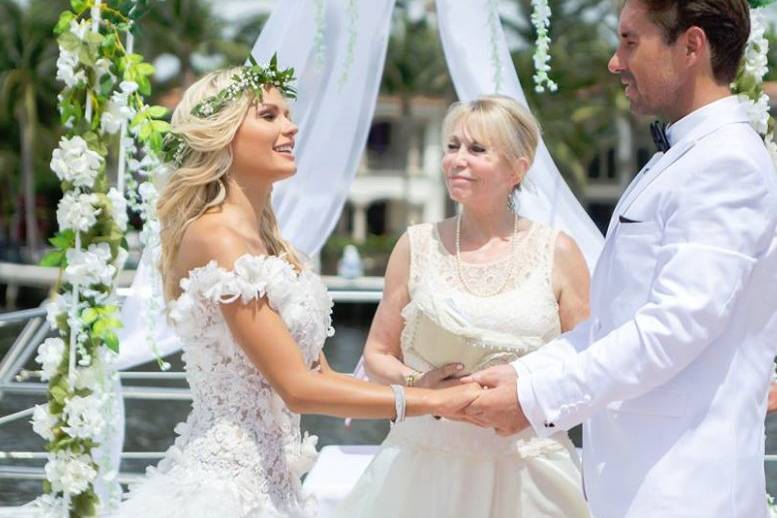 Wedding on a Yacht