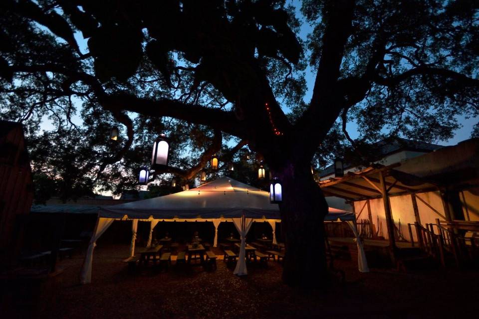 Tent Rental at the Oak