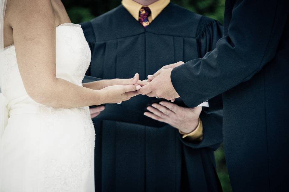 Slipping of wedding rings