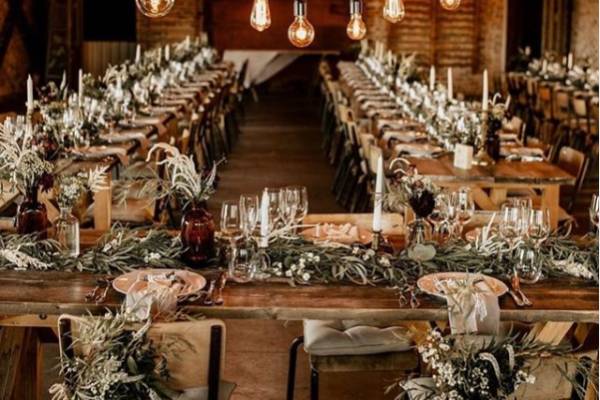 Rustic table decor