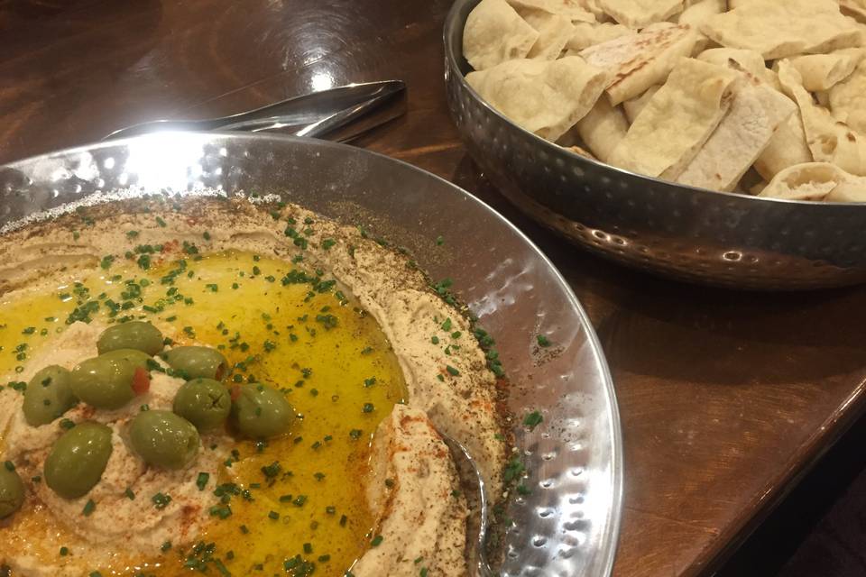 Hummus & Pita