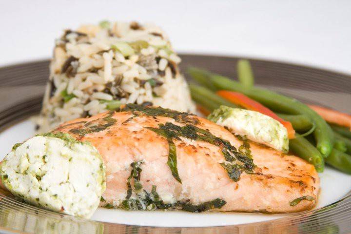 Garlic basil salmon with wild rice and green beans
