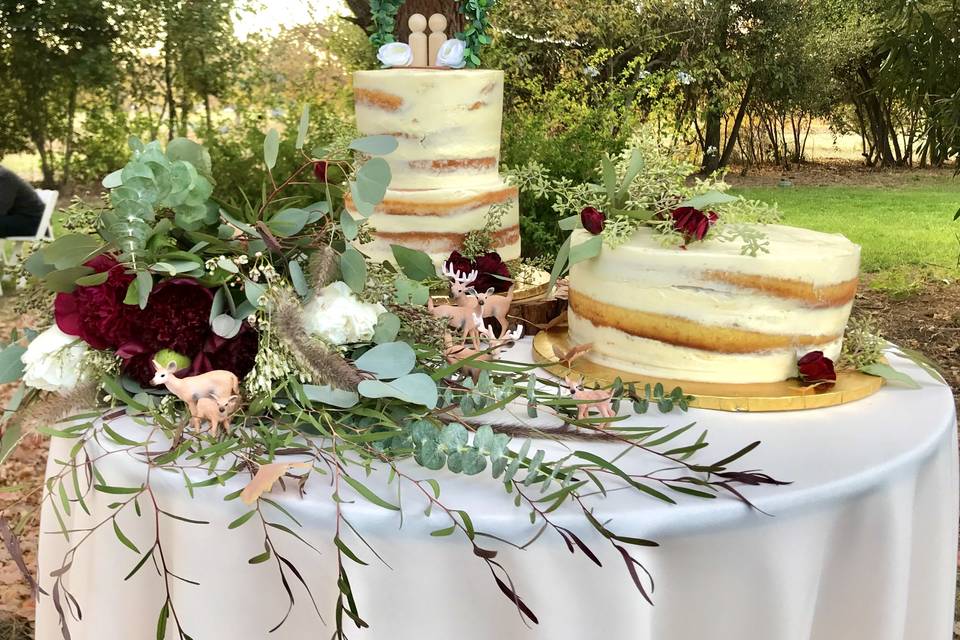 Dreamy woodland cake