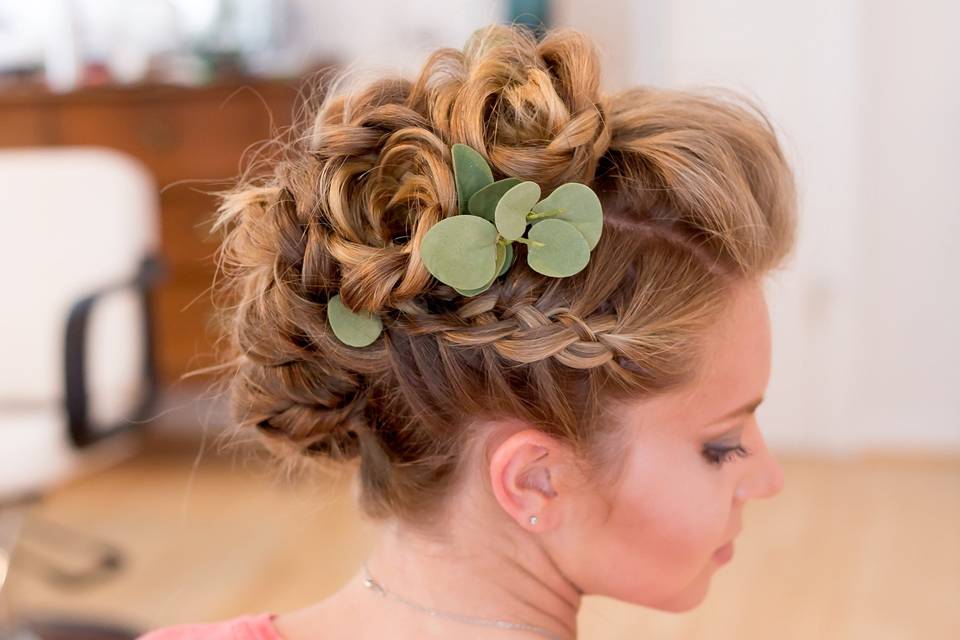 Bridal hair