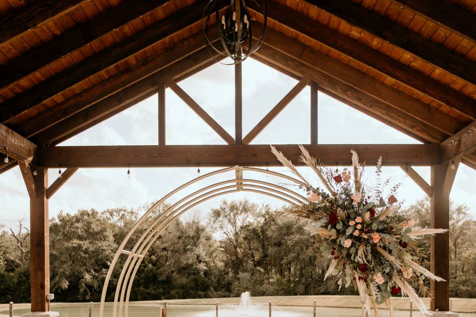 Circle C Barn at Copperas Creek