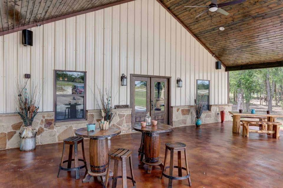 Circle C Barn at Copperas Creek