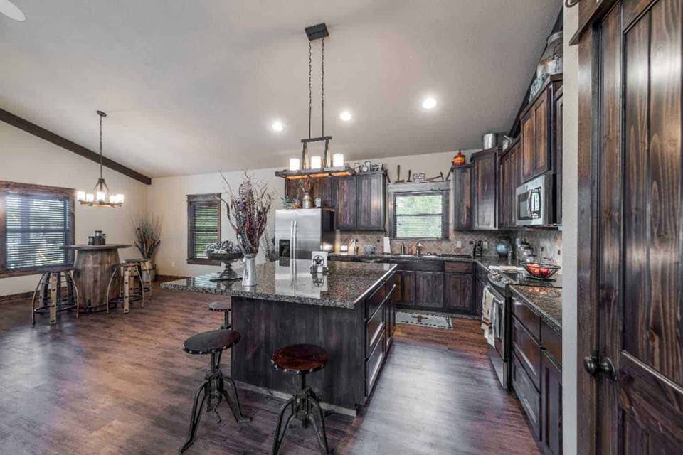 Creekside Barndominium