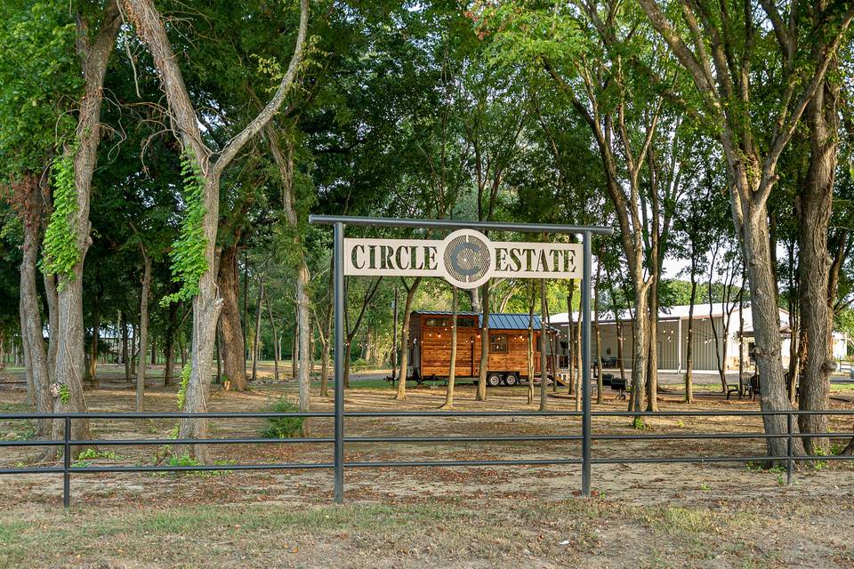 Circle C Barn at Copperas Creek